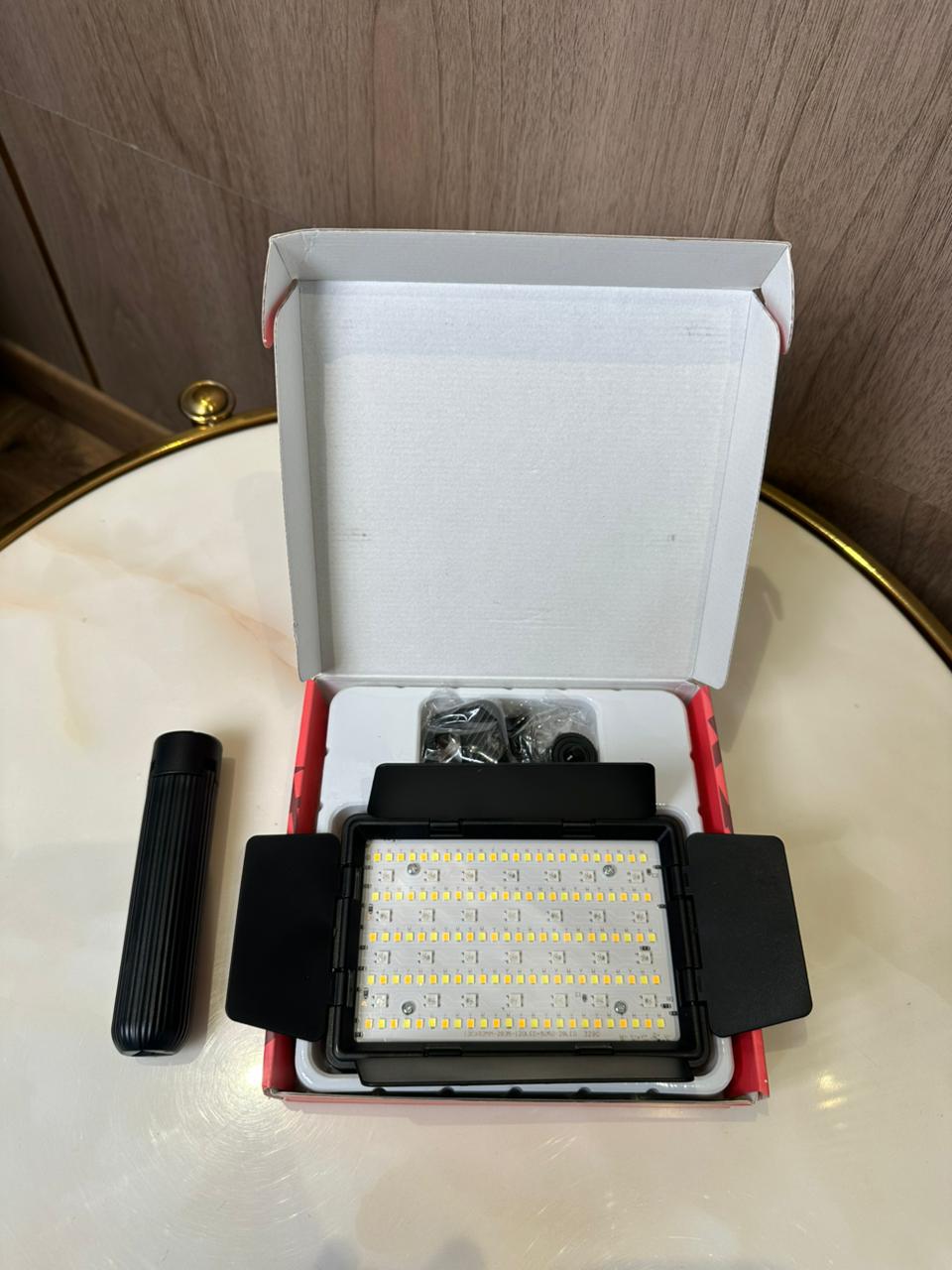 Pro LED 560 Varicolor – Professional Photo & Video LED Light Kit